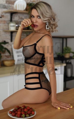 Thioro escort girl in East Point